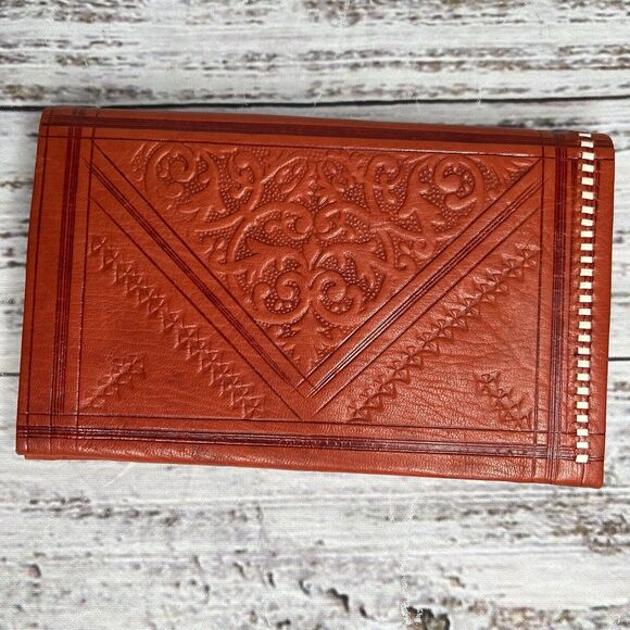 Vintage Hand Crafted Embossed Leather Wallet Sewn Butter Soft Top Stitch - Picture 1 of 11